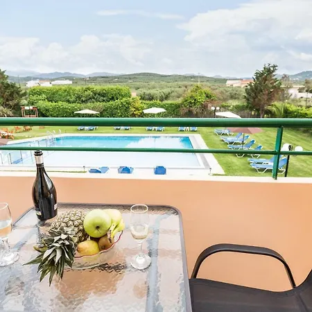 Alonia Aparthotel 2*